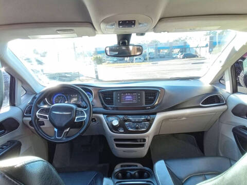 2017 Chrysler Pacifica