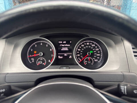 2016 Volkswagen Golf TSI SE
