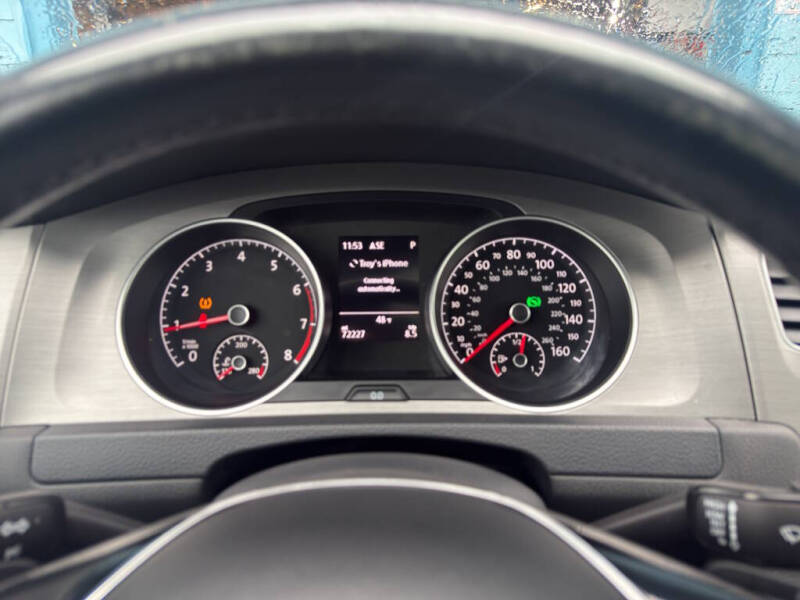 2016 Volkswagen Golf TSI SE