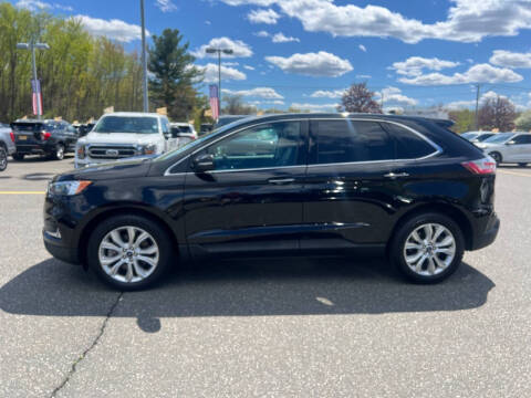 2022 Ford Edge Titanium