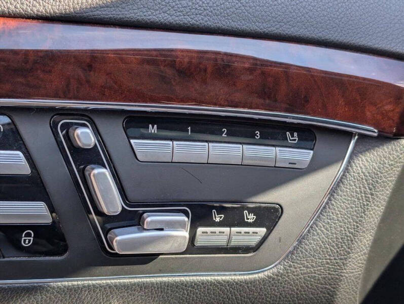 2009 Mercedes-Benz S-Class S 550 4MATIC