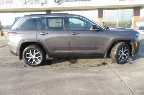 2025 Jeep Grand Cherokee for sale at DAKOTA CHRYSLER CENTER in Wahpeton ND