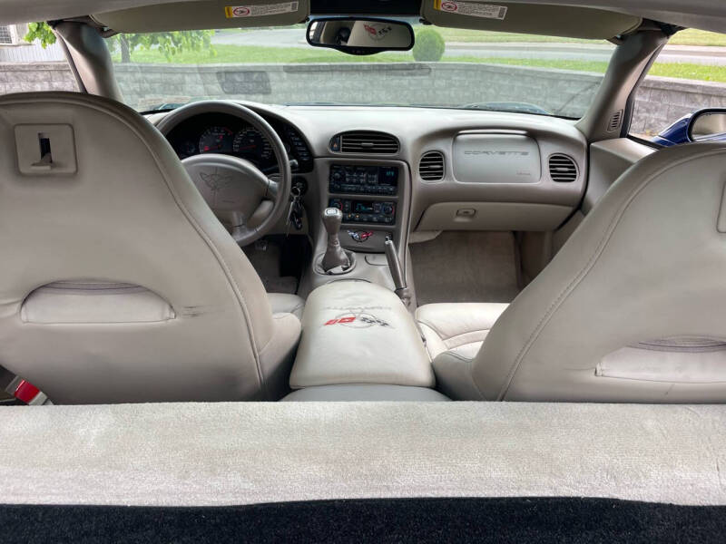 2004 Chevrolet Corvette