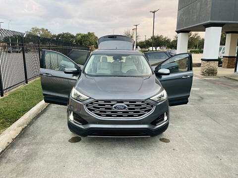 2022 Ford Edge Titanium