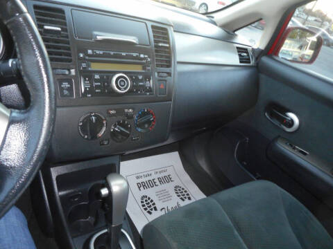 2012 Nissan Versa 1.8 SL