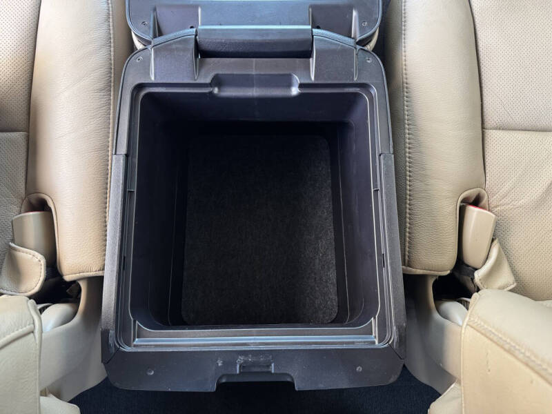 2015 Toyota Sequoia Platinum