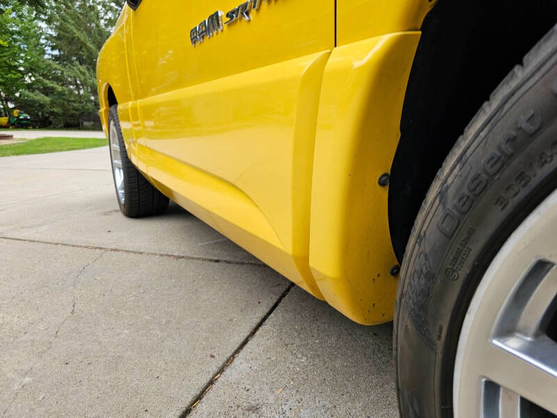 2005 Dodge Ram 1500 SRT-10