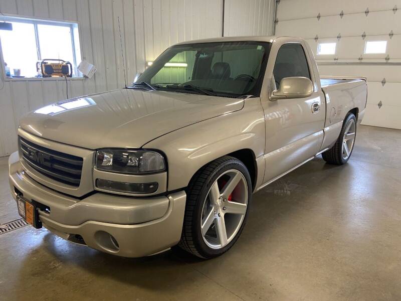 2005 GMC Sierra 1500 for sale at Robin's Truck Sales in Gifford IL