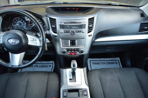 2010 Subaru Outback 2.5i Premium