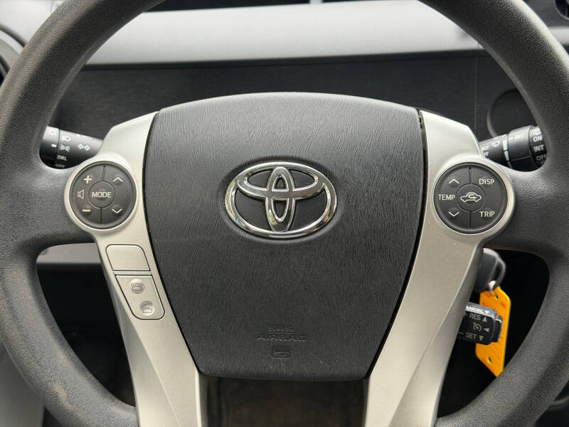 2013 Toyota Prius c Two