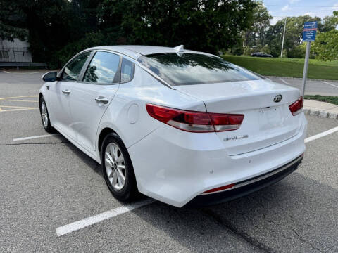 2018 Kia Optima LX