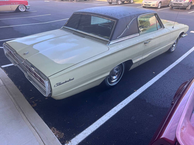 1966 Ford Thunderbird