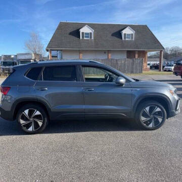 2024 Volkswagen Taos SE 4Motion