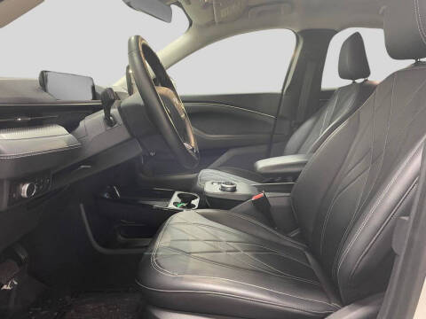 2021 Ford Mustang Mach-E Select