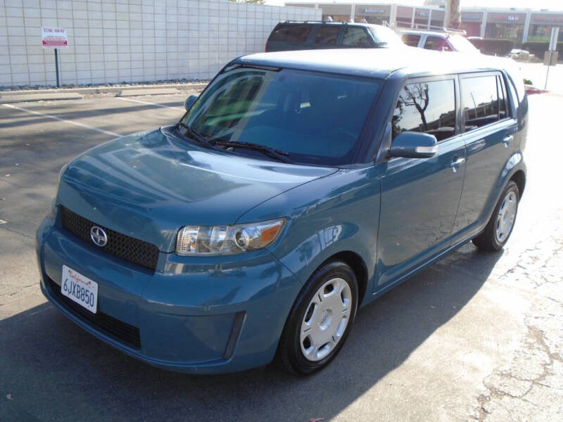 2010 Scion xB