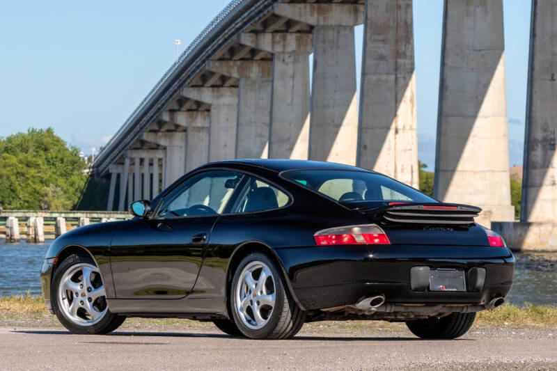 2001 Porsche 911 Carrera