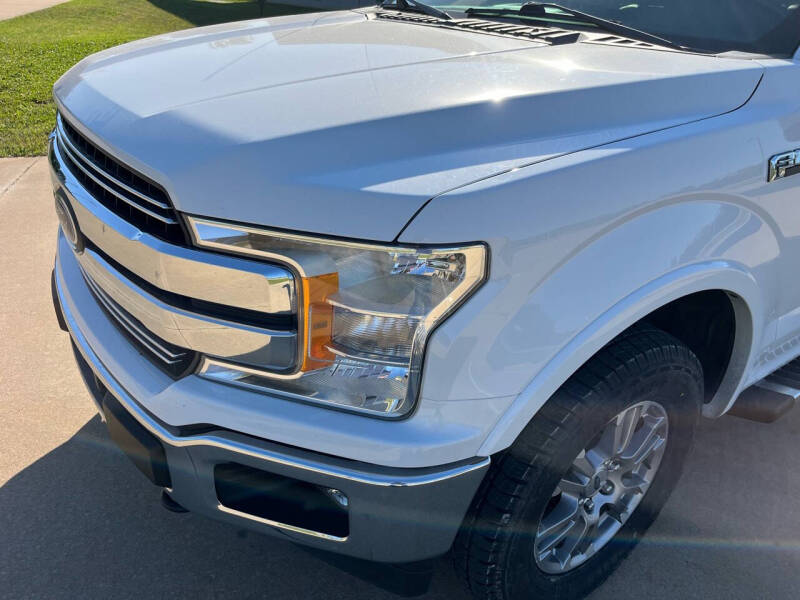 2020 Ford F-150 Lariat photo 10