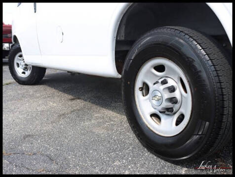 2023 Chevrolet Express 2500
