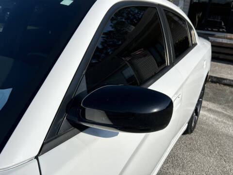 2020 Dodge Charger SXT