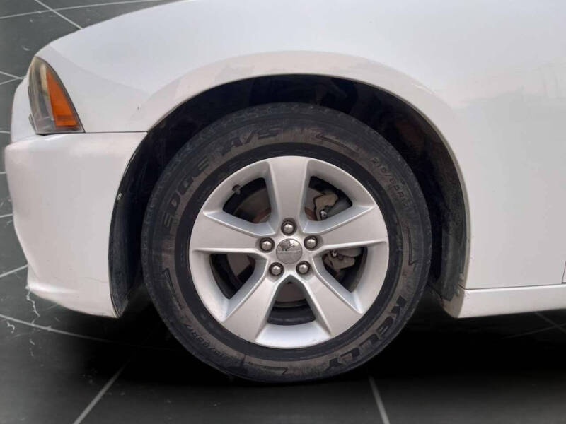 2013 Dodge Charger SE