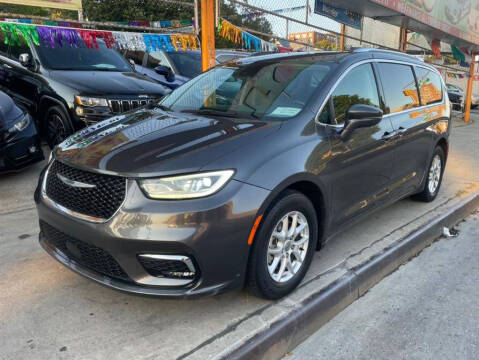 2021 Chrysler Pacifica for sale at Sylhet Motors in Jamaica NY