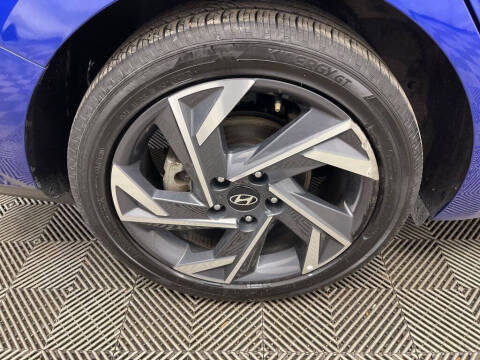 2025 Hyundai Elantra Hybrid Limited