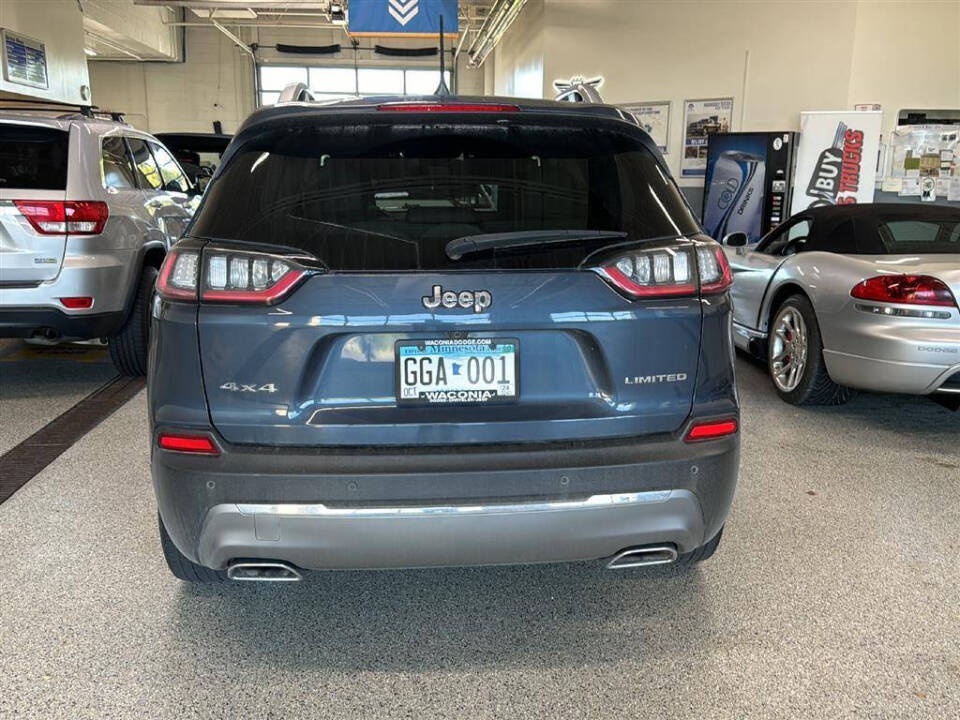 2021 Jeep Cherokee for sale at Victoria Auto Sales in Victoria, MN