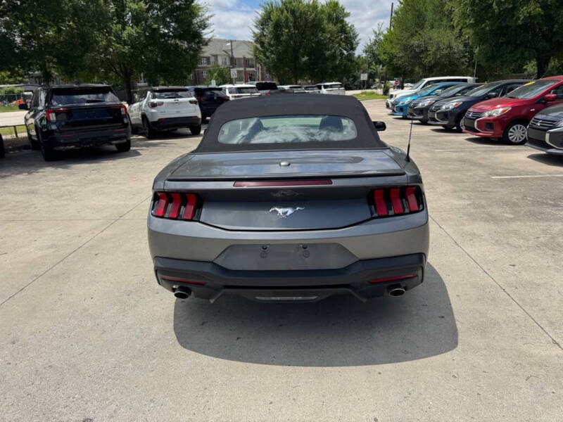 2025 Ford Mustang