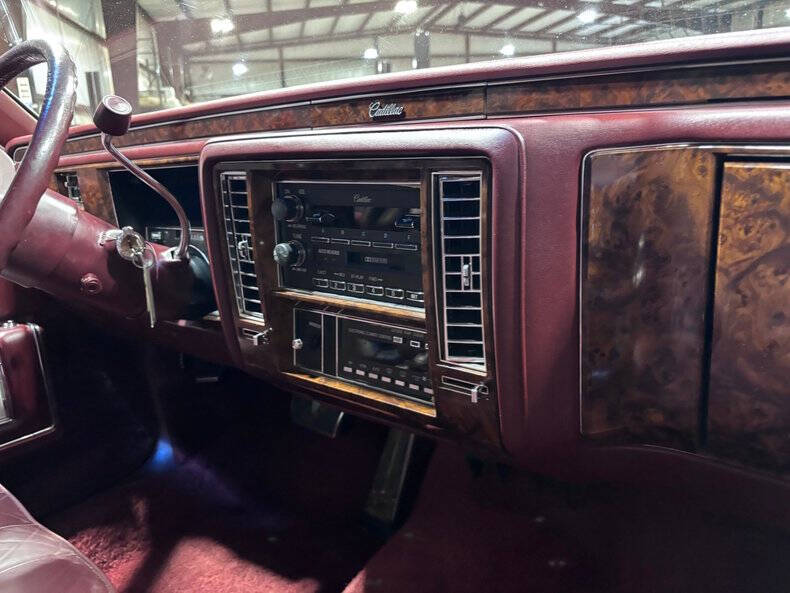 1990 Cadillac Brougham