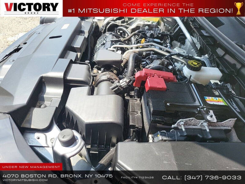 2022 Mitsubishi Outlander SE