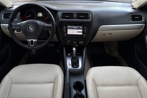 2014 Volkswagen Jetta SE