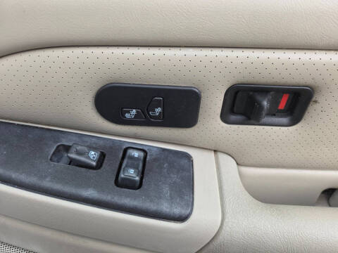 2004 Cadillac Escalade