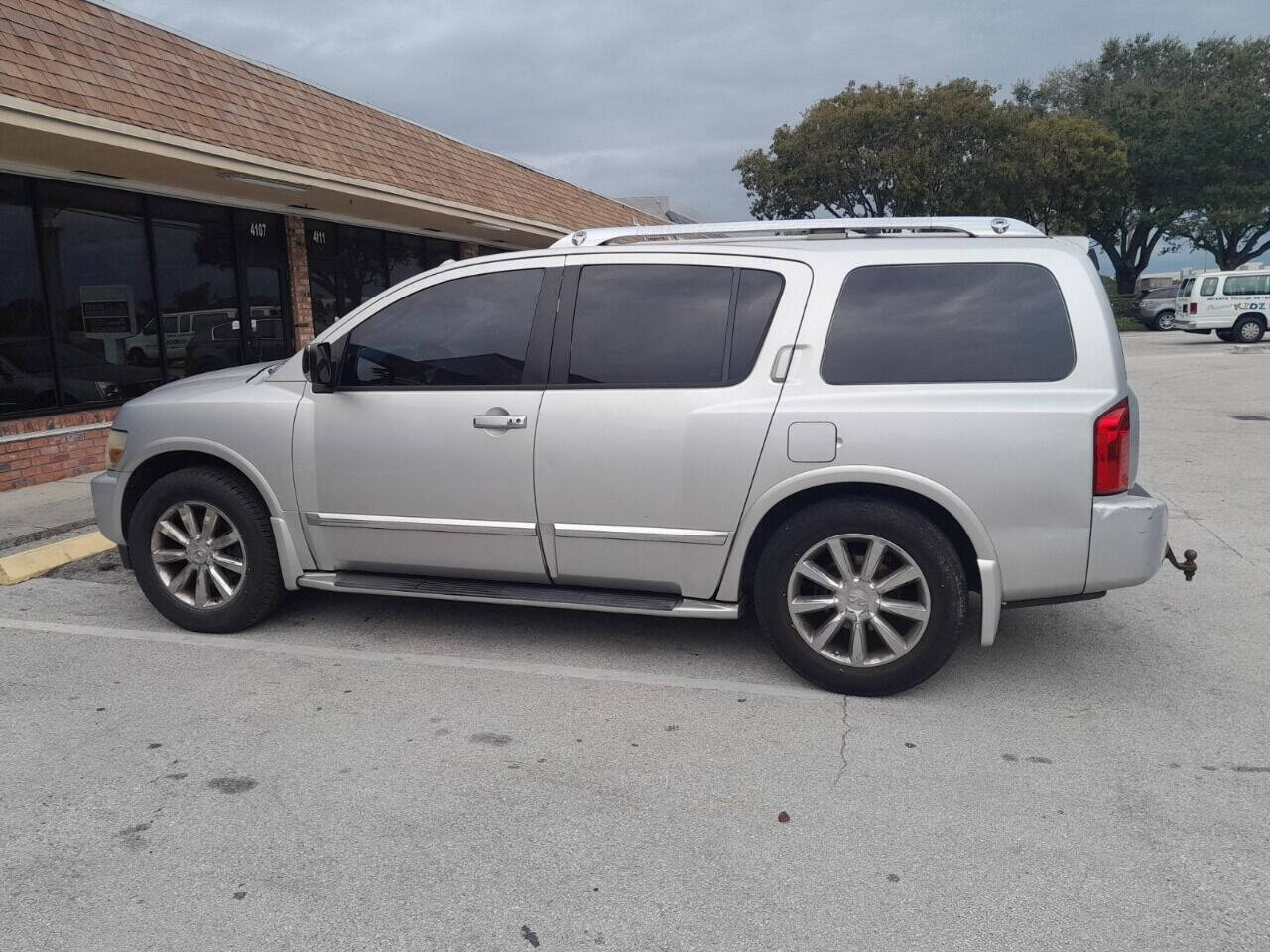 2008 Infiniti QX56 SUV / Crossover - $4,950