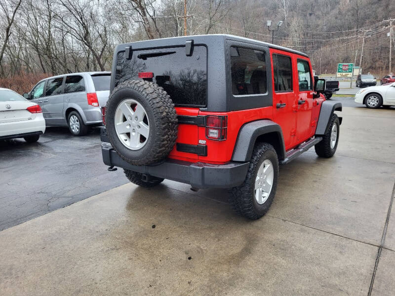 2017 Jeep Wrangler Unlimited Sport photo 3