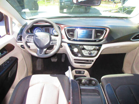 2018 Chrysler Pacifica Touring Plus