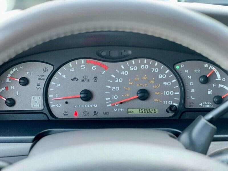 2003 Toyota Sequoia Limited