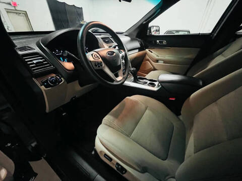 2015 Ford Explorer