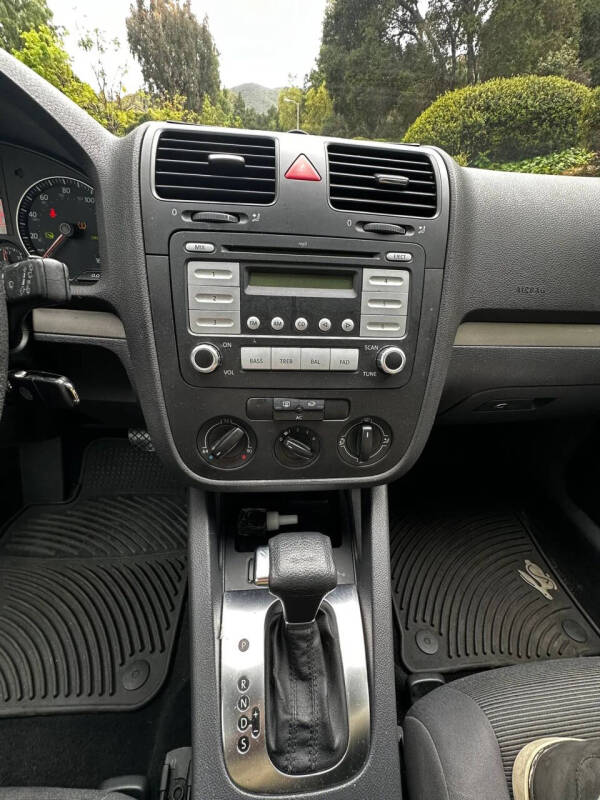 2009 Volkswagen Rabbit S PZEV