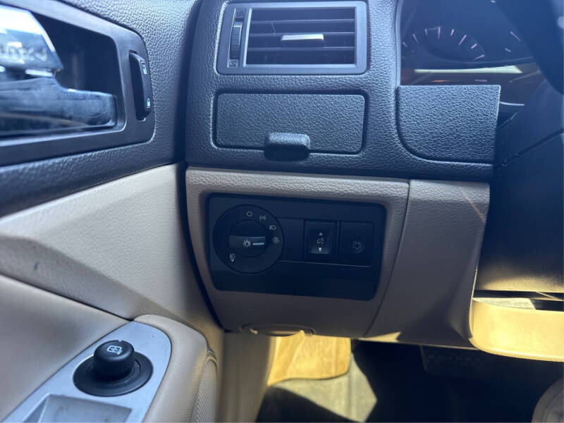 2010 Mercury Milan V6 Premier