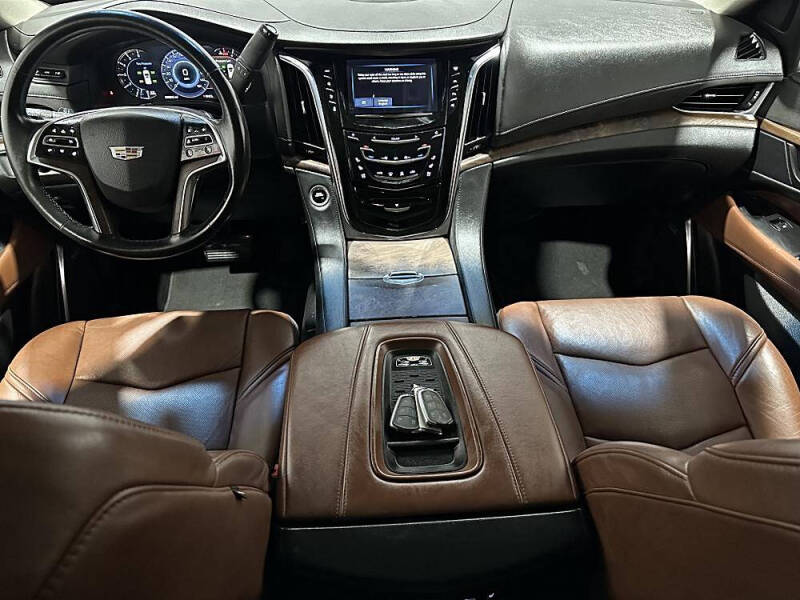 2017 Cadillac Escalade Premium Luxury