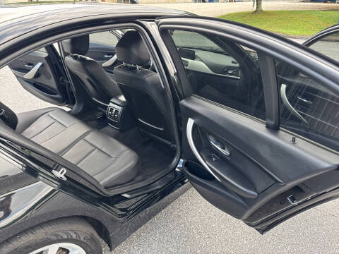 2016 BMW 3 Series 320i