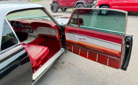 1961 Ford Thunderbird