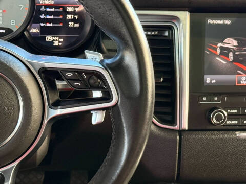 2017 Porsche Macan S