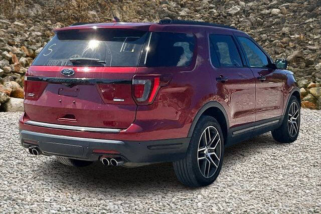 2018 Ford Explorer Sport
