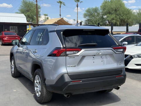 2021 Toyota RAV4 LE