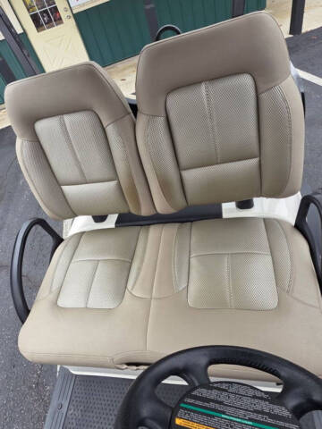 2019 E-Z-GO RXV Freedom