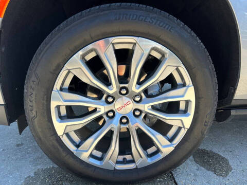 2023 GMC Yukon XL Denali