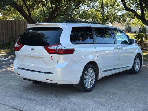 2017 Toyota Sienna