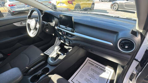 2024 Kia Forte LX