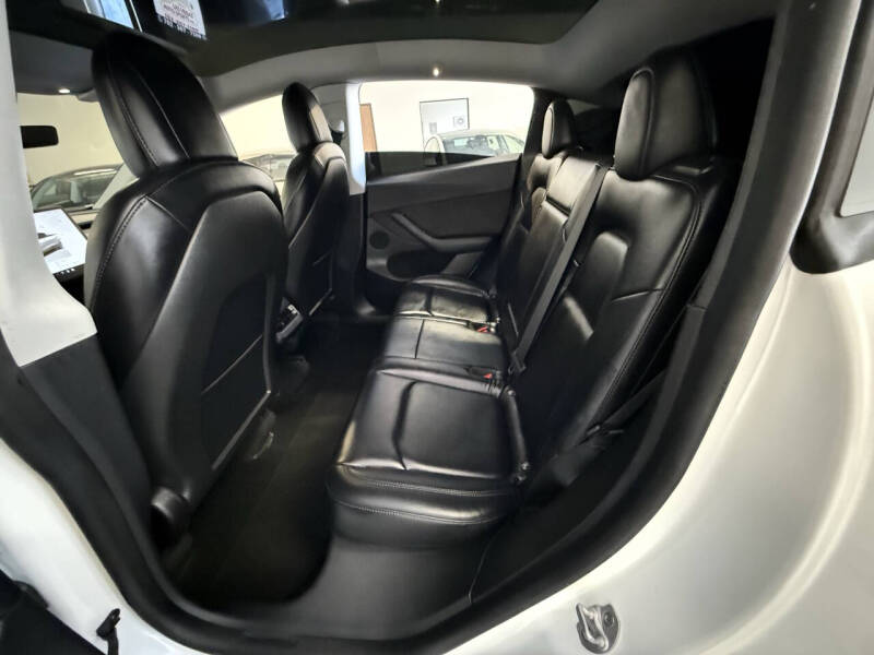 2022 Tesla Model Y Long Range - Photo 26